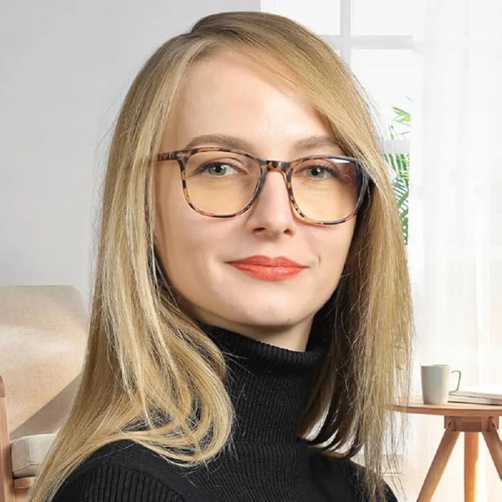 Reading Glasses - 4 pair of TERAISE Leopard print glasses -4.0 strength